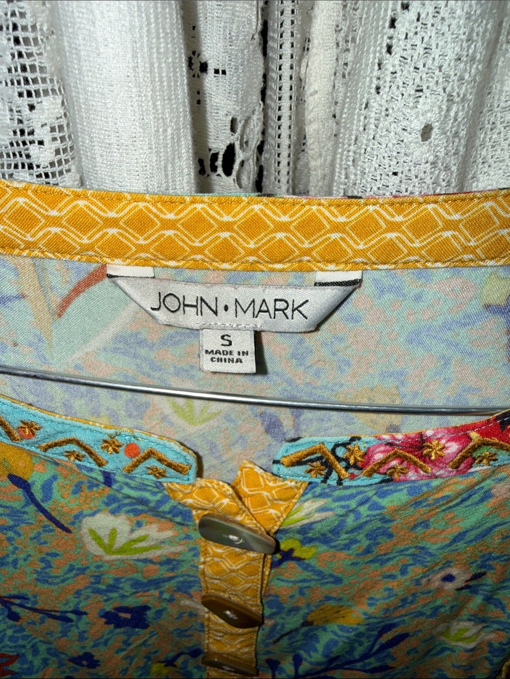 John Mark Multicolor Floral Patchwork Blouse in Yellow, Orange, Pink, Blue sm - Picture 3 of 8
